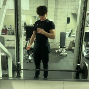 Meet your Posher, Damon